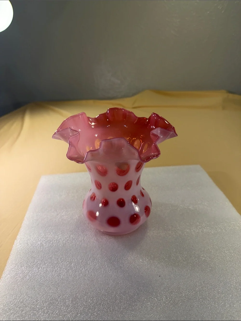 Vintage Fenton vase coin dot